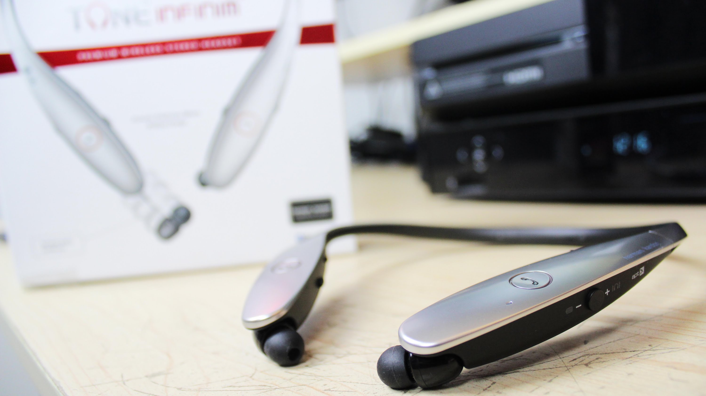 LG Tone Infinum  Trending Earbuds - 95
