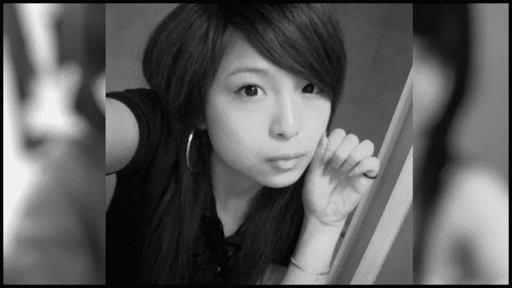 Xiao Tian girl hacker posing Xiao Tian girl hacker posing