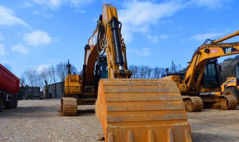 hydraulic_excavator_