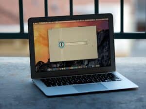 take care of your macbooks battery to extend its life