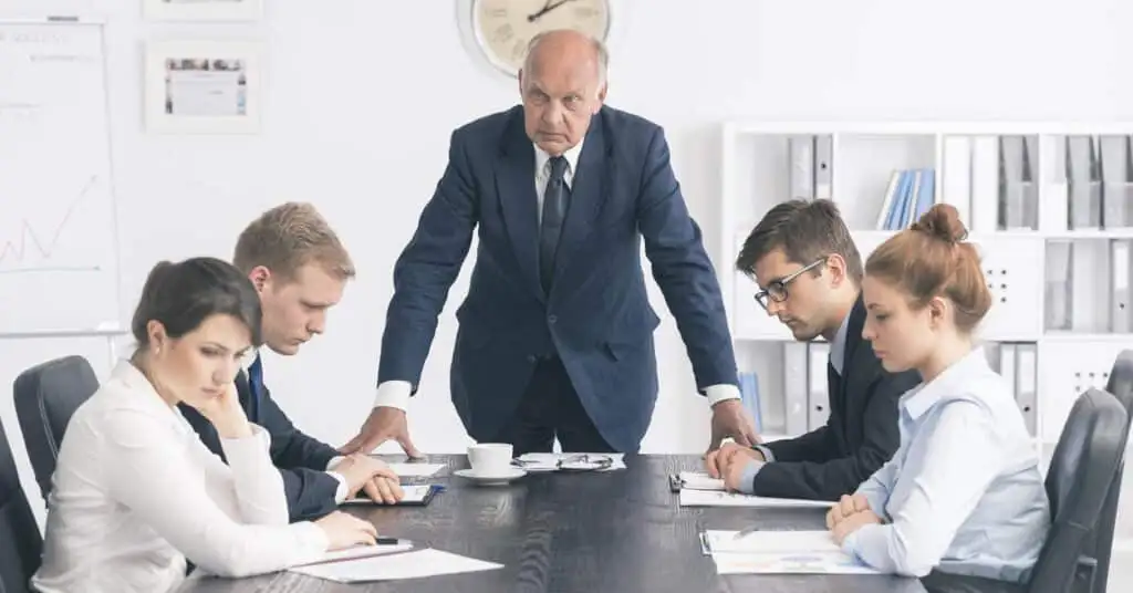 pop bad leadership Startup Failure