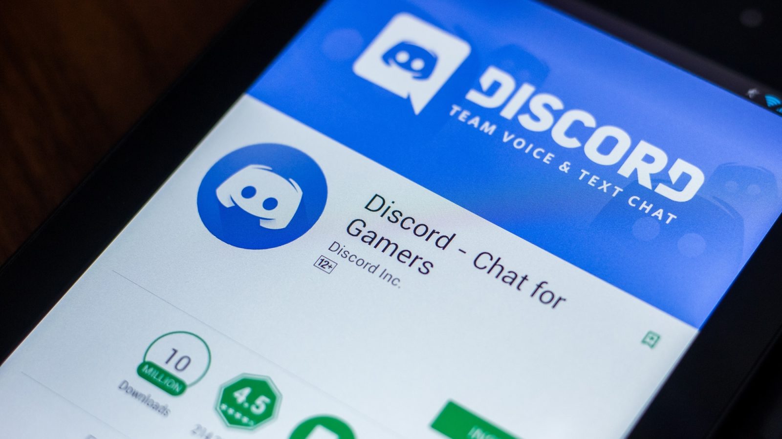 Threat of Cybercrime on Discord
