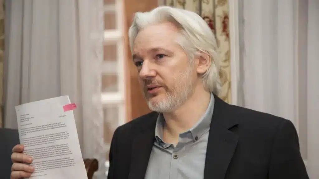 julian assange